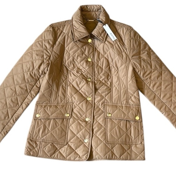 New Chico’s Quilted Barn Jacket Coat Camel/Tan Snap Front Light Size 1 (Medium) - Picture 1 of 15
